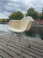 6 x Kuipstoelen creme kleurig, Huis en Inrichting, Stoelen, Kunststof, Gebruikt, Overige kleuren, Ophalen of Verzenden