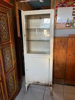 Mooi oude originele  vintage  apothekerskast., Ophalen