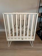 Childwood Box met matras, Kinderen en Baby's, Boxen, Ophalen, Gebruikt, In hoogte verstelbaar