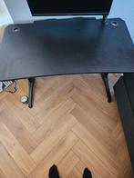 Gaming bureau carbon look, Ophalen, Zo goed als nieuw, Bureau
