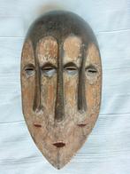 Lega driehoeksmasker, Ophalen of Verzenden