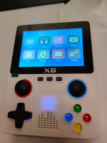 X6 retro handheld console | 28.000 spellen | 64GB micro SD beschikbaar voor biedingen