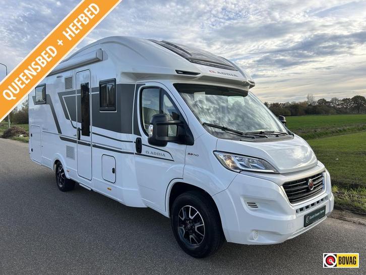 Adria Matrix 670 DC PLUS, Face-to-Face, Zonnepaneel, 4 Pers., Caravans en Kamperen, Campers, Bedrijf, tot en met 4, Half-integraal