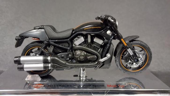 Harley Davidson Night Rod Special 1:18 Maisto Pol, Hobby en Vrije tijd, Modelauto's | 1:18, Nieuw, Motor, Maisto, Ophalen of Verzenden