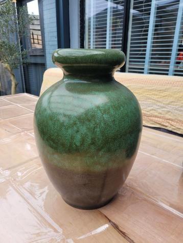 Vintage oud groene vaas