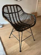 2x Rotan Stoel met Metalen Poten, Gebruikt, Bruin, Riet of Rotan, Ophalen of Verzenden