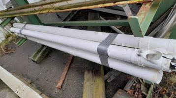 Regenpijp PVC Wit met bladvanger bladafscheider en Riool pvc beschikbaar voor biedingen