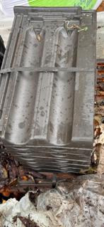 Muldenpannen, Doe-het-zelf en Verbouw, Dakpannen en Dakbedekking, Ophalen, Steen of Klei, Zwart, Zo goed als nieuw