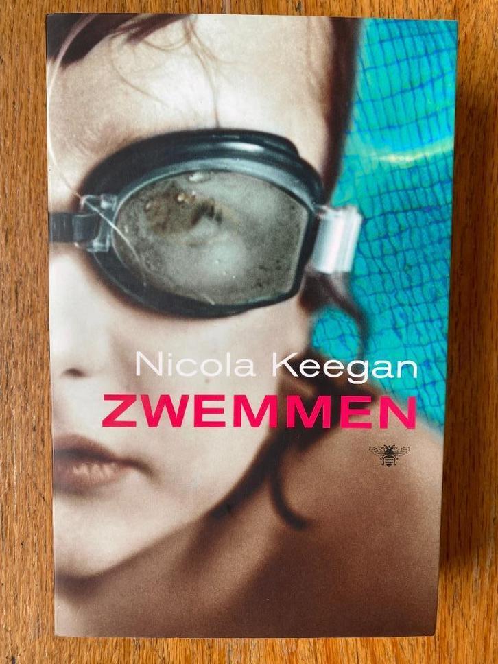 Nicola Keegan - Zwemmen, Boeken, Literatuur, Zo goed als nieuw, Nederland, Ophalen of Verzenden