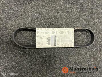 V-riem Renault Clio III ('05->) 8200830184 beschikbaar voor biedingen