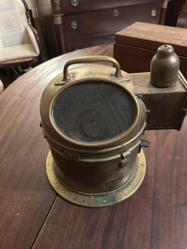 Antiek Scheepskompas, Ophalen