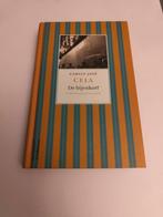 De Bijenkorf - Camilo José Cela, Ophalen of Verzenden, Gelezen, Camilo José Cela, Nederland