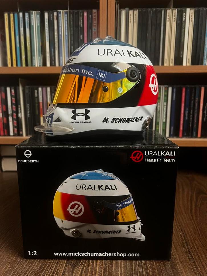 Mick Schumacher Spa 2021 1/2 helm MET UPGRADES, Verzamelen, Automerken, Motoren en Formule 1, Nieuw, Formule 1, Ophalen of Verzenden
