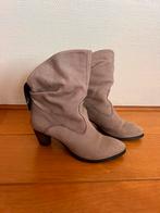 Moccio laarsjes maat 38, Kleding | Dames, Schoenen, Moccio, Beige, Ophalen of Verzenden, Zo goed als nieuw