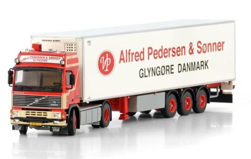WSI VOLVO F12 + KOELTRAILER - ALFRED PEDERSEN, Hobby en Vrije tijd, Modelauto's | 1:50, Nieuw, Bus of Vrachtwagen, Wsi, Ophalen of Verzenden