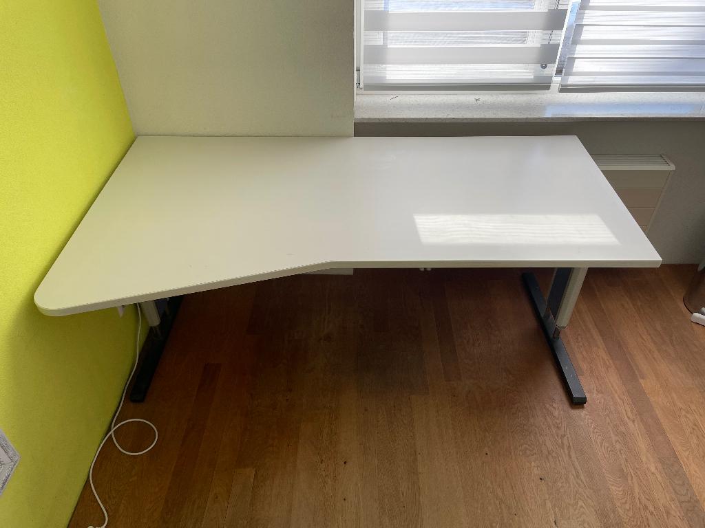 Grahl bureau met verrijdbaar ladeblok – stevig & verstelbaar, Huis en Inrichting, Bureaus, Ophalen, In hoogte verstelbaar, Gebruikt