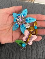 Vintage grote emaille broche, Sieraden, Tassen en Uiterlijk, Broches, Ophalen of Verzenden, Zo goed als nieuw, Overige materialen