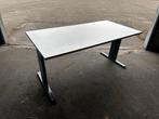 Verstelbaar bureau 160x80 - Goede kwaliteit!, Ophalen, Kunststof, Gebruikt, Onb
