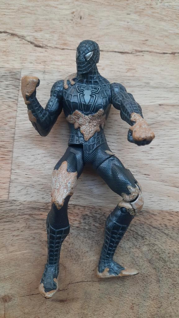 Spiderman Black venom suit actionfigure, Kinderen en Baby's, Speelgoed | Actiefiguren, Zo goed als nieuw, Ophalen of Verzenden
