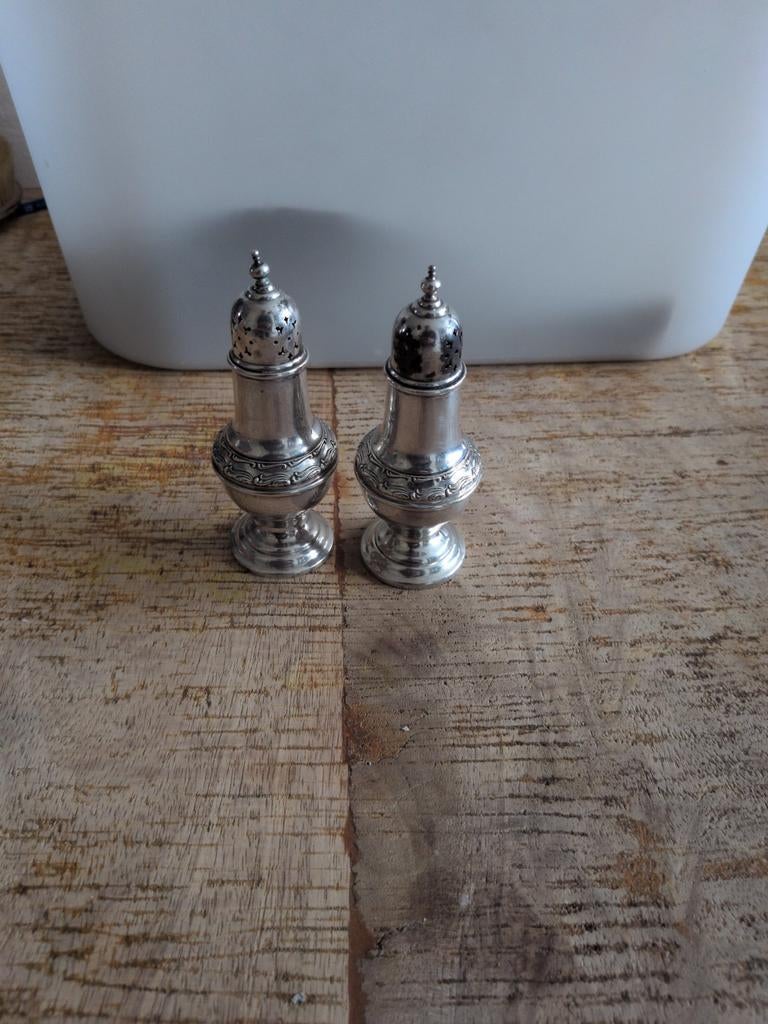 Antieke sterling zilveren zoutvaatjes, Antiek en Kunst, Antiek | Goud en Zilver, Ophalen of Verzenden