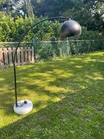 Staande lamp met marmeren voet, Huis en Inrichting, Lampen | Vloerlampen, Ophalen, Gebruikt, Metaal, 150 tot 200 cm