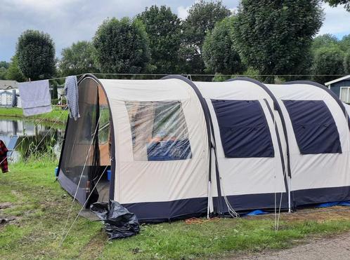 Mooie 4 persoons tunneltent, Caravans en Kamperen, Tenten, tot en met 4, Zo goed als nieuw, Ophalen