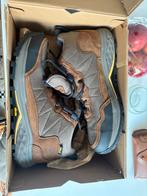 Teva bergschoenen (nieuw), Kleding | Heren, Schoenen, Ophalen of Verzenden, Zo goed als nieuw, Overige typen