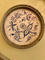 Vintage antiek keramiek zilverkleur bewerkt boho onderzetter, Ophalen of Verzenden, Gebruikt, Glas of Kopje