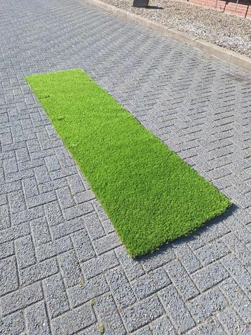 Kunstgras mat 300x80cm | Zacht en Prachtig Groen beschikbaar voor biedingen