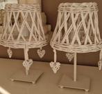 2 windlichtjes rieten kapjes met ijzeren voetjes, Ophalen of Verzenden, Overige materialen, Minder dan 25 cm