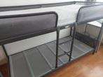 Gratis IKEA stapelbed met 1 matras in metaal grijs, Huis en Inrichting, Slaapkamer | Stapelbedden en Hoogslapers, 90 cm, Stapelbed