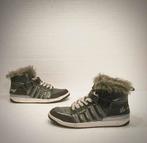 Le Coq Sportif warme sneakers schoenen zilver grijs 40, Kleding | Dames, Schoenen, Ophalen of Verzenden, Sneakers of Gympen, Le Coq Sportif