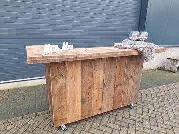 Te huur
Borrel cocktail bar shotjes bruiloft Huwelijk Feest
 beschikbaar voor biedingen