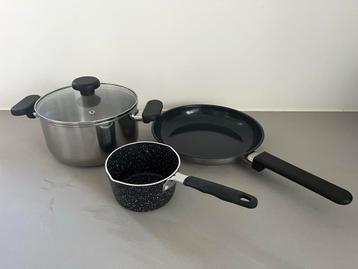 Pannenset -l Kookpan, Koekenpan, Steelpan beschikbaar voor biedingen