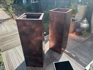 4 Trendy binnen/plantenbakken hout met inzet bak beschikbaar voor biedingen