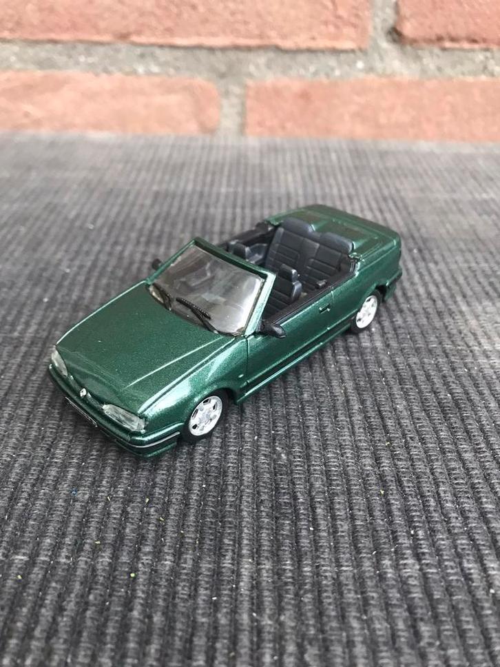 1:43 RENAULT 19 CABRIOLET …… 9,50, Hobby en Vrije tijd, Modelauto's | 1:43, Zo goed als nieuw, Auto, Solido, Ophalen of Verzenden