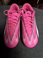 Mooie roze voetbalschoenen, Maat XS of kleiner, Ophalen of Verzenden, Zo goed als nieuw, Schoenen