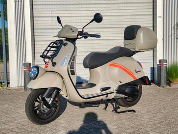 Piaggio Vespa GTV 310 /BTW Motor/ Fabrieksgarantie/GTS 300 beschikbaar voor biedingen