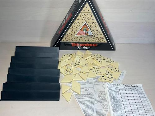 Tri-Ominos De Luxe compleet en netjes, Hobby en Vrije tijd, Gezelschapsspellen | Bordspellen, Zo goed als nieuw, Ophalen of Verzenden