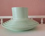 Ufo-vaas groen, Aardewerk of Porselein, Ophalen of Verzenden, Zo goed als nieuw, Minder dan 50 cm