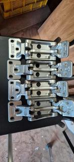 Originele Mercedes Sprinter 270gr scharnieren achterdeuren, Ophalen of Verzenden, Gebruikt, Mercedes-Benz