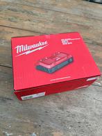 Milwaukee M18 DFC Duo snellader, Doe-het-zelf en Verbouw, Gereedschap | Handgereedschap, Ophalen of Verzenden, Nieuw