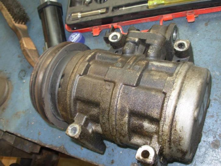 W126 SE SEL SEC aircopomp, en veel andere onderdelen, Auto-onderdelen, Airco en Verwarming, Mercedes-Benz, Oldtimer onderdelen