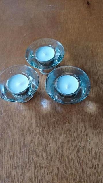 omkeerbare kandelaar en waxinelichtjeshouder beschikbaar voor biedingen