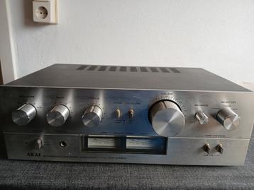 Akai AM 2350 versterker  beschikbaar voor biedingen