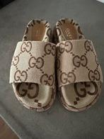 Gucci slide slipper/sandaal, Slippers, Beige, Ophalen of Verzenden, Zo goed als nieuw