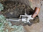 Mooi antiek penvuur revolver onklaar, Ophalen of Verzenden, Landmacht, Overige gebieden