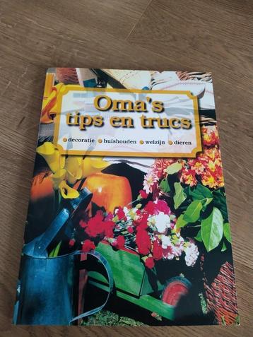	Boek oma s tips en trucs zo goed als nieuw  beschikbaar voor biedingen