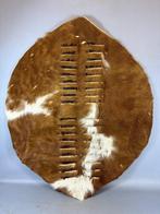 240521 Groot Afrikaans  Zulu-Nguni Hide Schild uit Z Afrika, Antiek en Kunst, Kunst | Niet-Westerse kunst, Ophalen of Verzenden