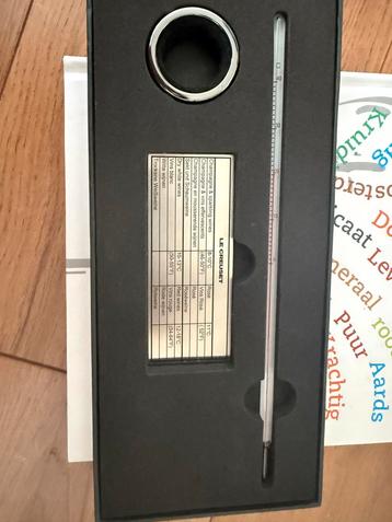 Wijnboek + Le Creuset Wijnthermometer beschikbaar voor biedingen